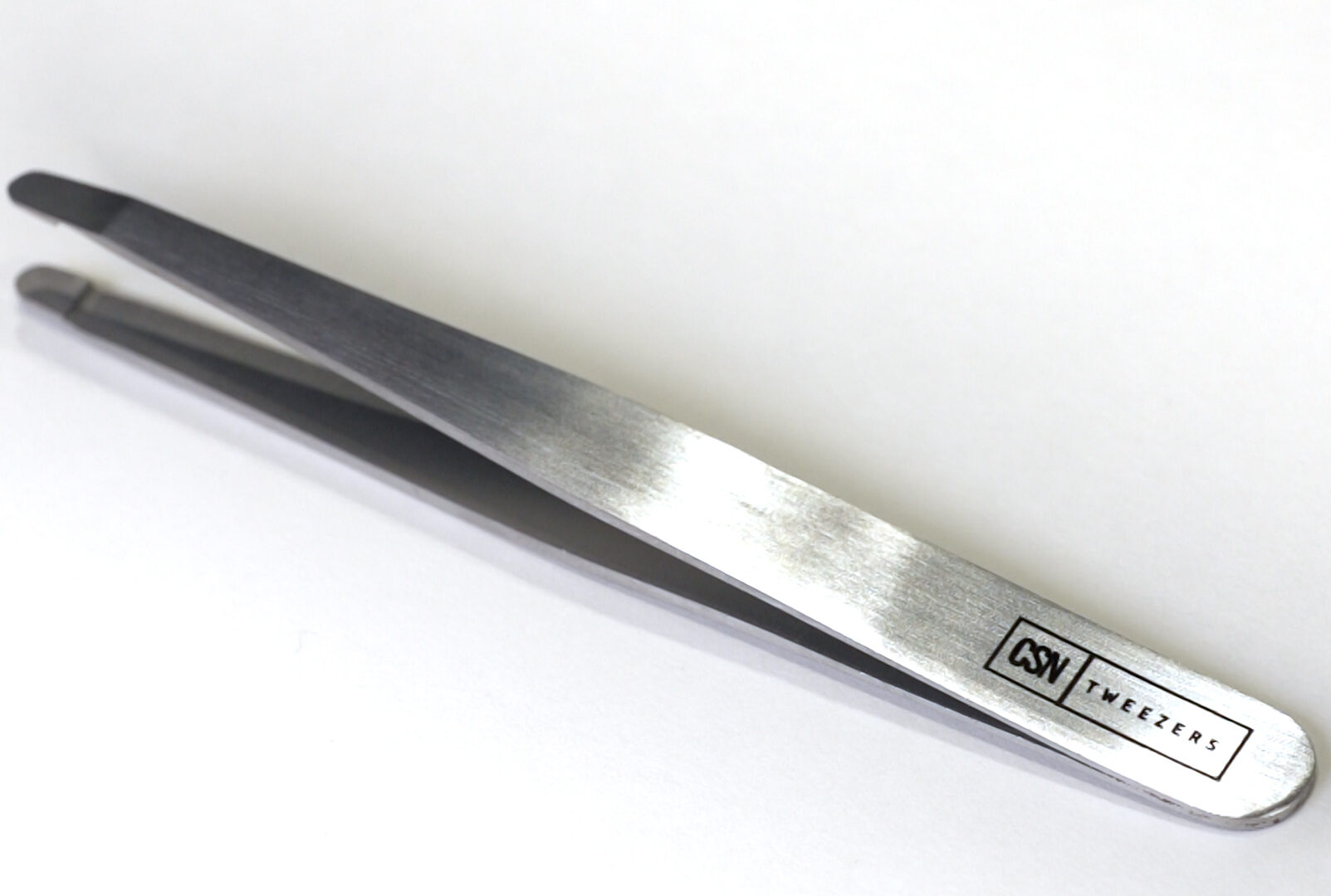 CSN Tweezer - Still_02